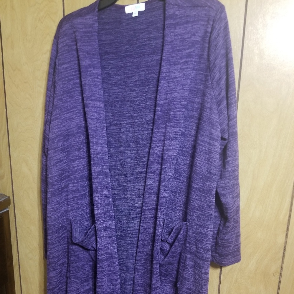 Xl lularoe sarah